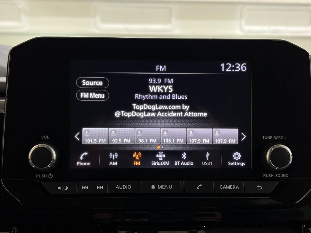 Used 2024 Nissan Pathfinder SV image 24