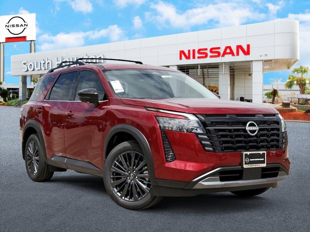 New 2026 Nissan Pathfinder SL w/ SL Premium Package (P04)