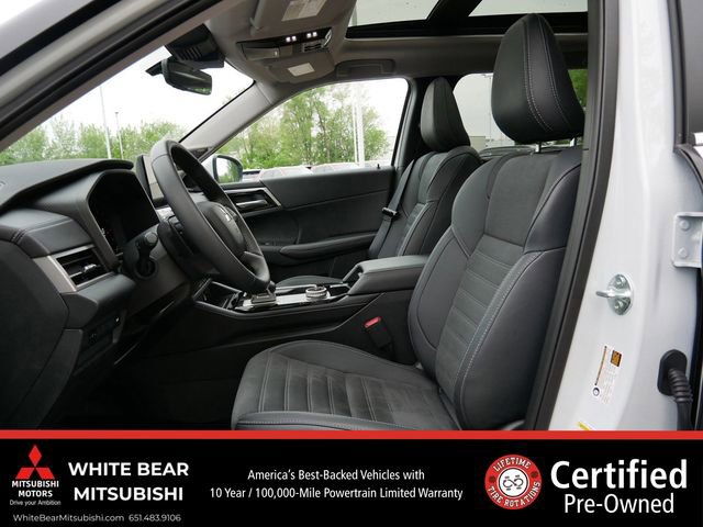 Used 2025 Mitsubishi Outlander SE AWD/4WD image 14
