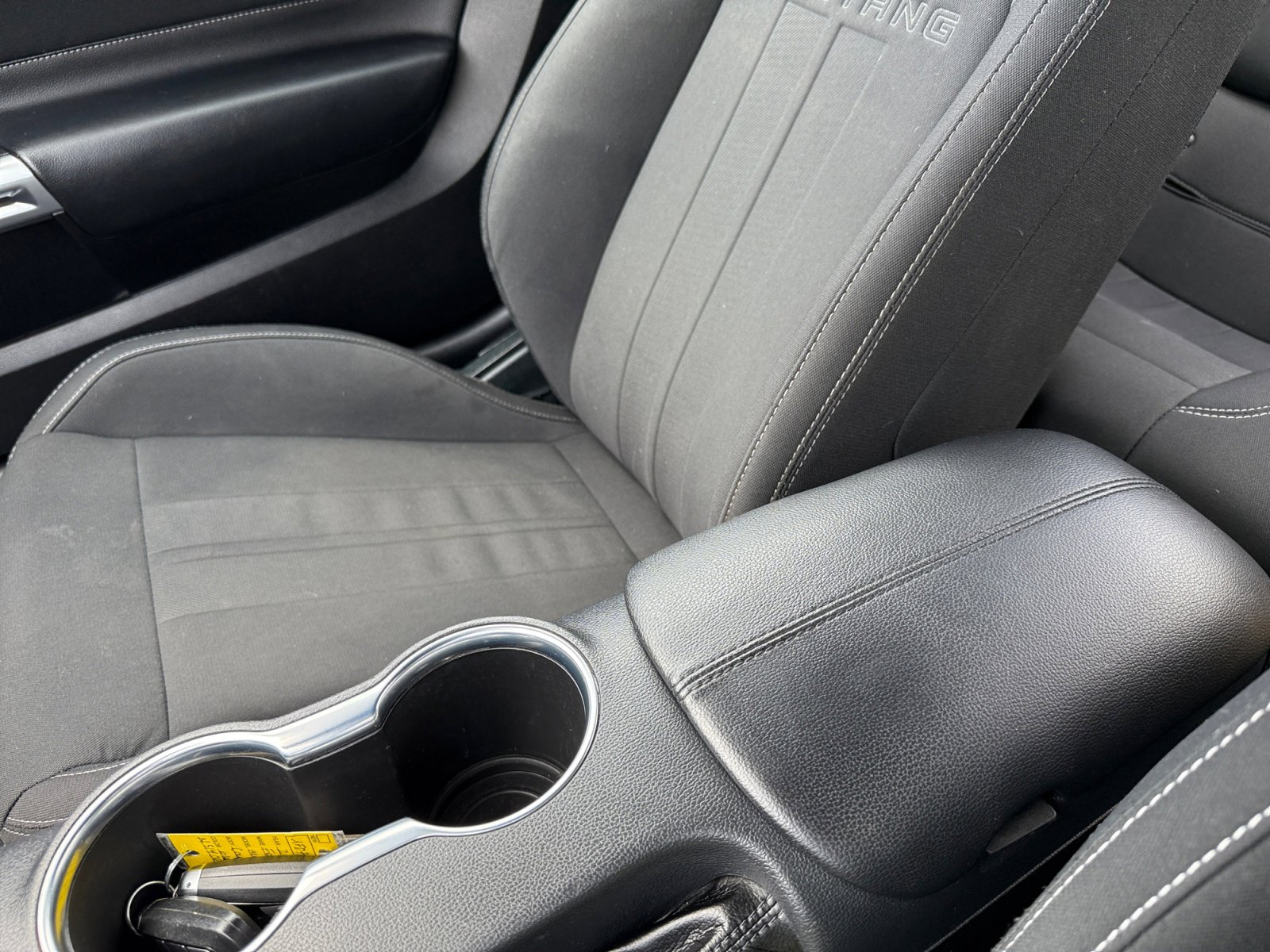 Certified 2022 Ford Mustang Coupe RWD image 14