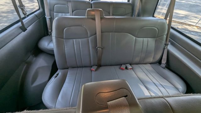 Used 2017 Chevrolet Express 3500 LT w/ LT Preferred Equipment Group RWD image 19