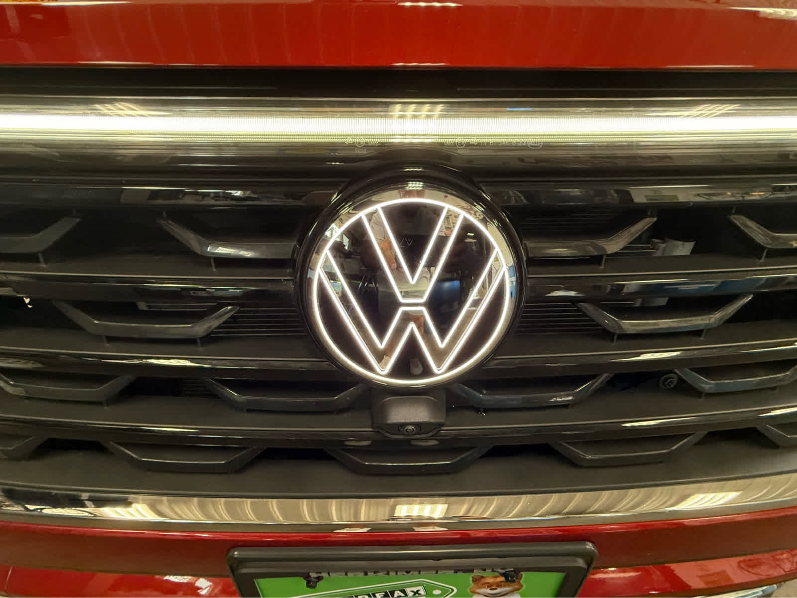 Used 2024 Volkswagen Atlas Cross Sport SEL Premium R-Line image 32