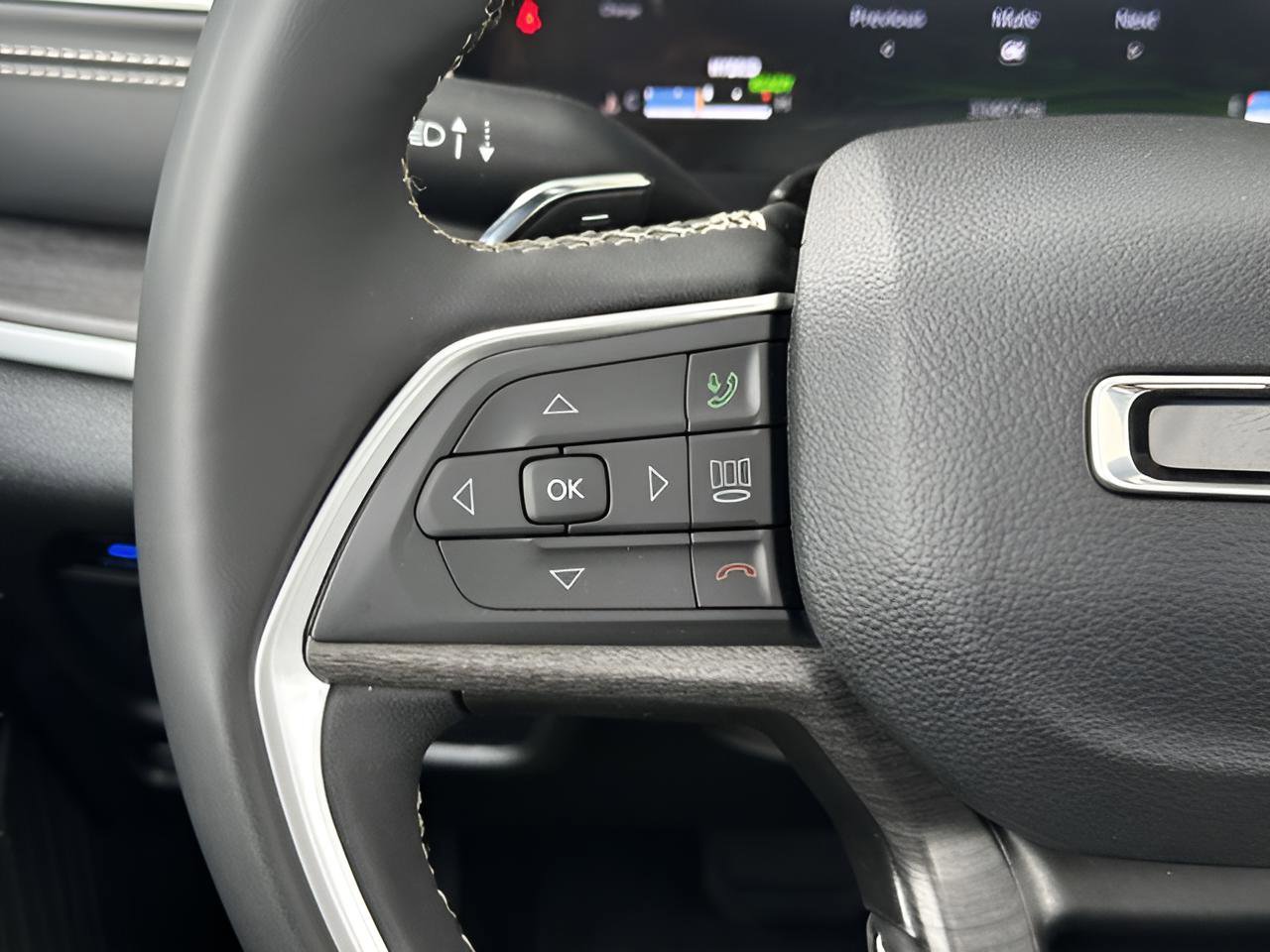 Used 2024 Jeep Grand Cherokee Limited 4xe image 11