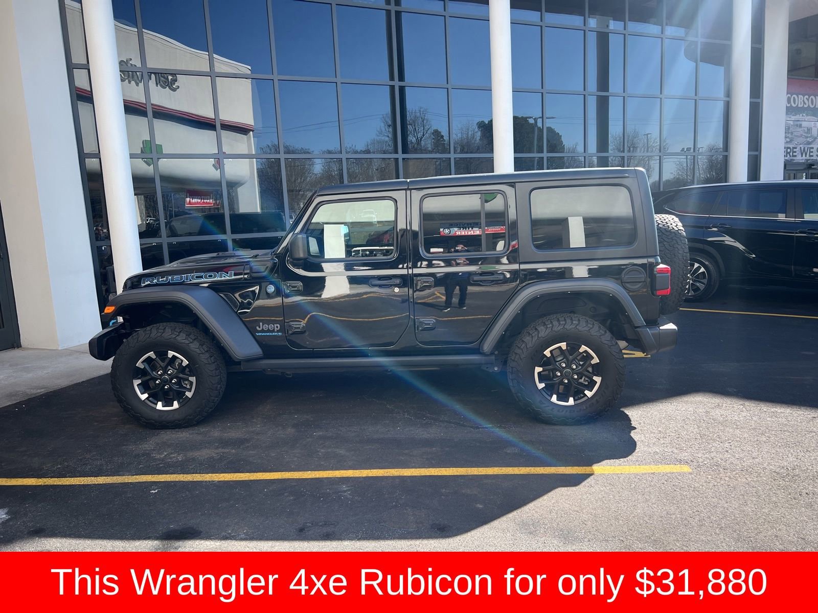 Used 2024 Jeep Wrangler Unlimited Rubicon 4xe image 16