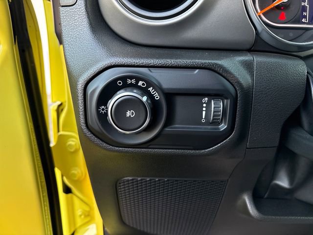 Used 2023 Jeep Wrangler Sport S image 19