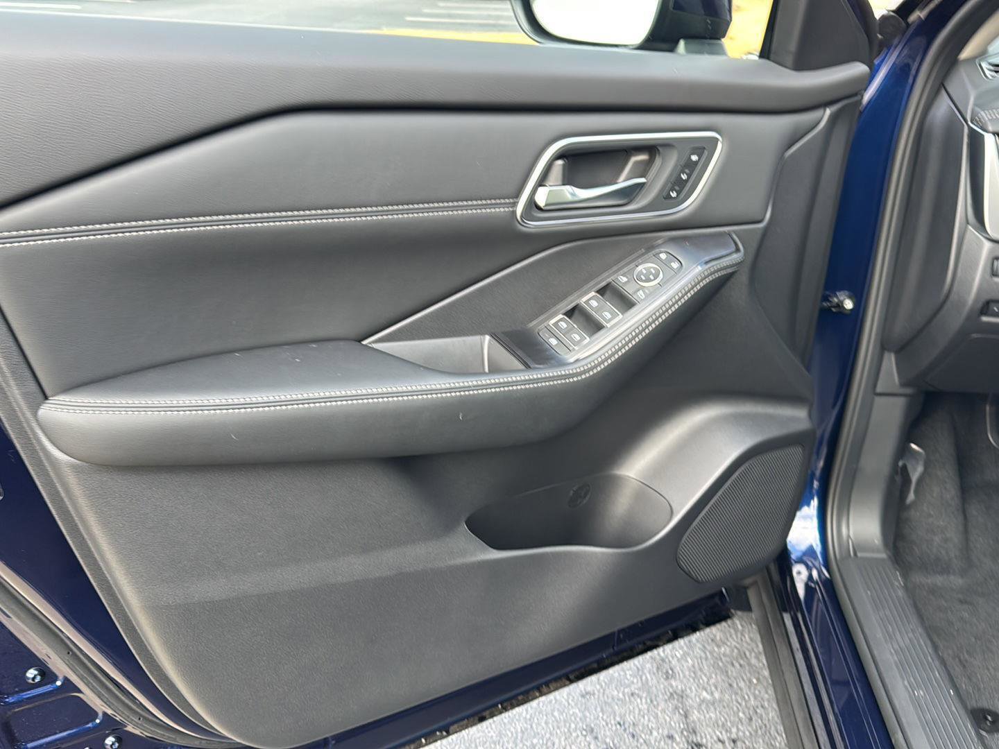 New 2026 Nissan Rogue Platinum w/ Platinum Premium Package image 14