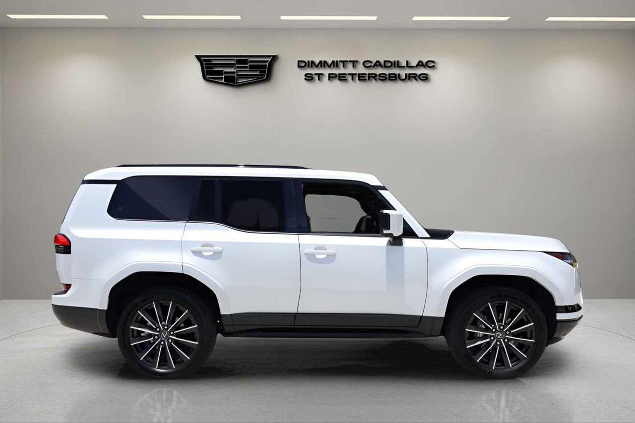 Used 2025 Lexus GX 550 w/ Cold Area Package AWD/4WD image 6