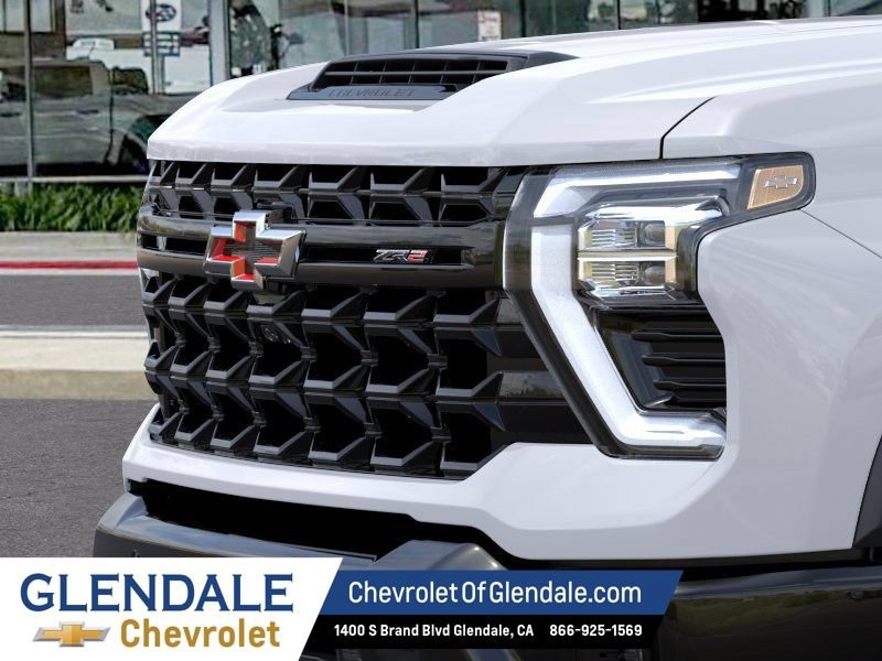 New 2026 Chevrolet Silverado 2500 ZR2 w/ LPO, Dark Essentials Package AWD/4WD image 13