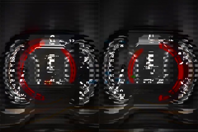 Used 2025 Toyota RAV4 XLE w/ Convenience Package image 28