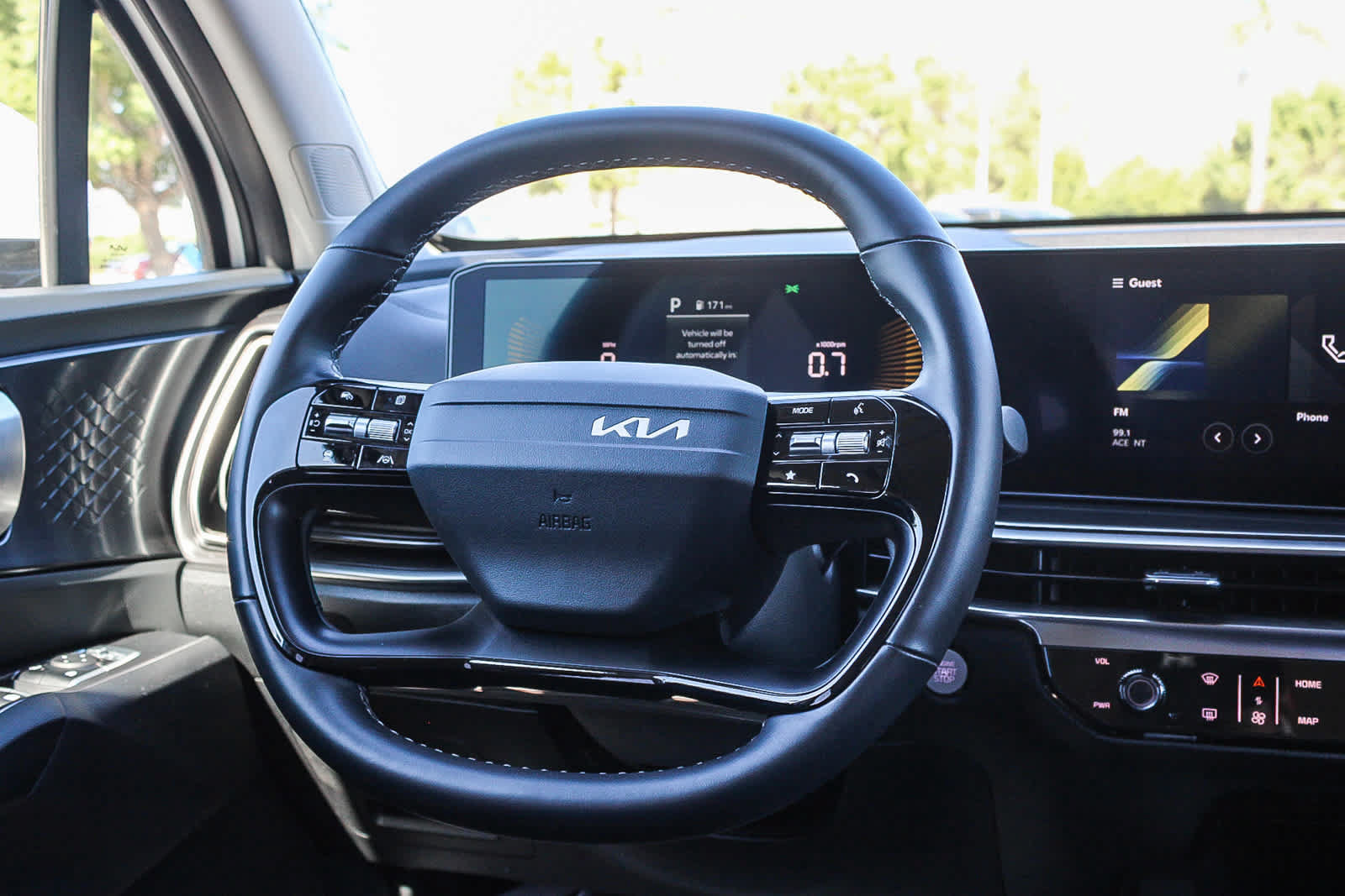 Used 2026 Kia Sorento LX FWD image 15