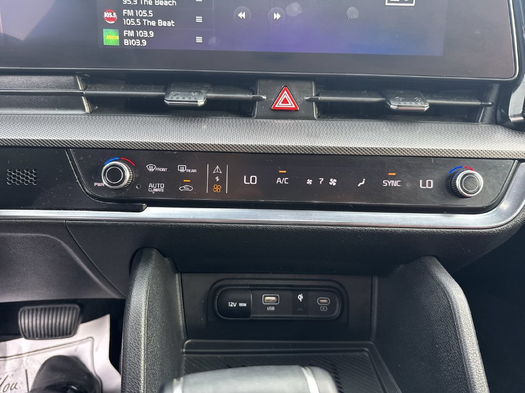 Used 2025 Kia Sportage SX FWD image 25