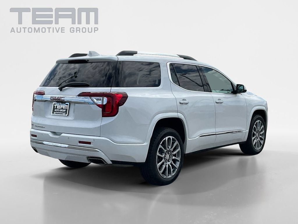 Used 2023 GMC Acadia Denali w/ Denali Ultimate Package FWD image 7
