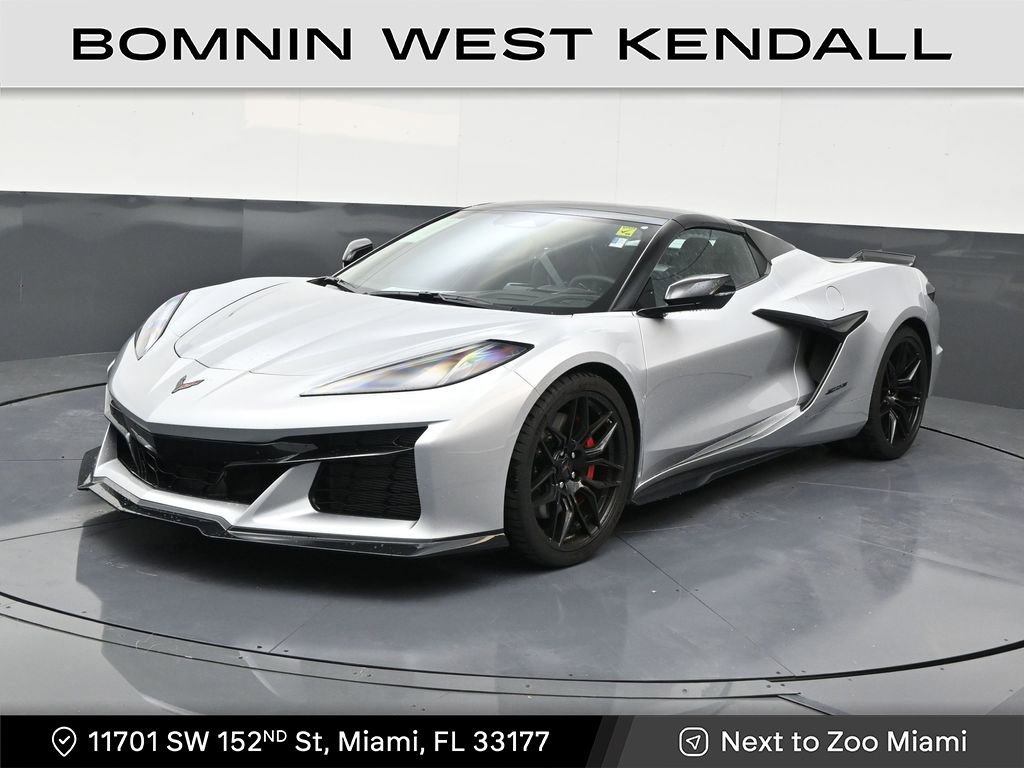 Used 2026 Chevrolet Corvette Z06 w/ Stealth Interior Trim Package RWD video 1