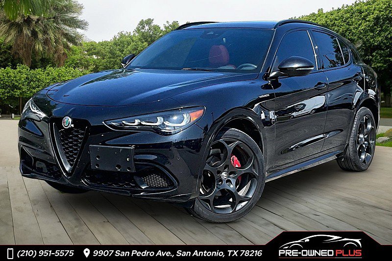Used 2024 Alfa Romeo Stelvio Veloce AWD/4WD image 1