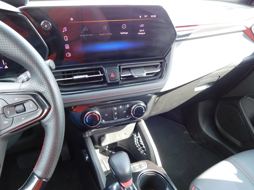 Used 2024 Chevrolet TrailBlazer RS AWD/4WD image 33