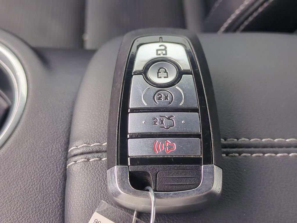 Used 2024 Ford Mustang GT Premium image 31