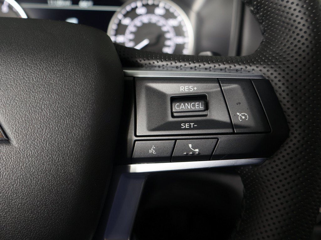 New 2026 Mitsubishi Outlander LE FWD image 43
