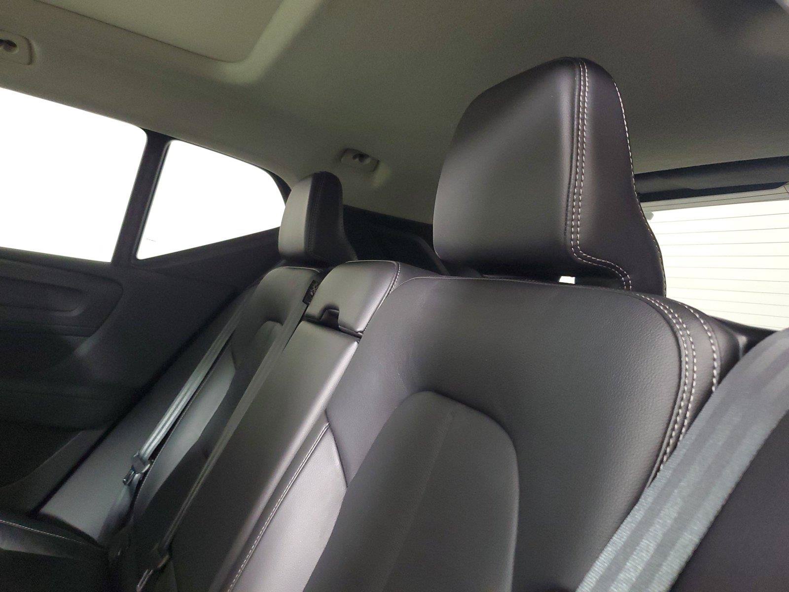 Certified 2023 Volvo XC40 B5 Plus w/ Protection Package Premier AWD/4WD image 13
