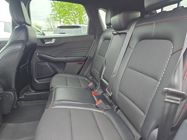 Certified 2024 Ford Escape ST-Line w/ Tech Pack #1 AWD/4WD image 32