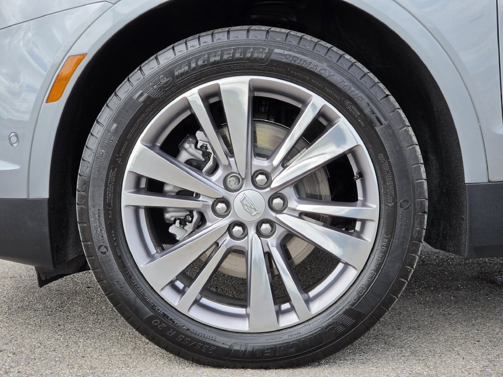 Used 2024 Cadillac XT5 Premium Luxury w/ Technology Package FWD image 10