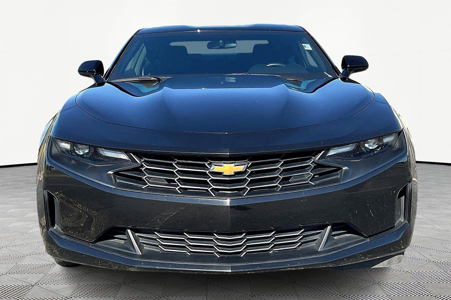 Used 2021 Chevrolet Camaro LS image 3