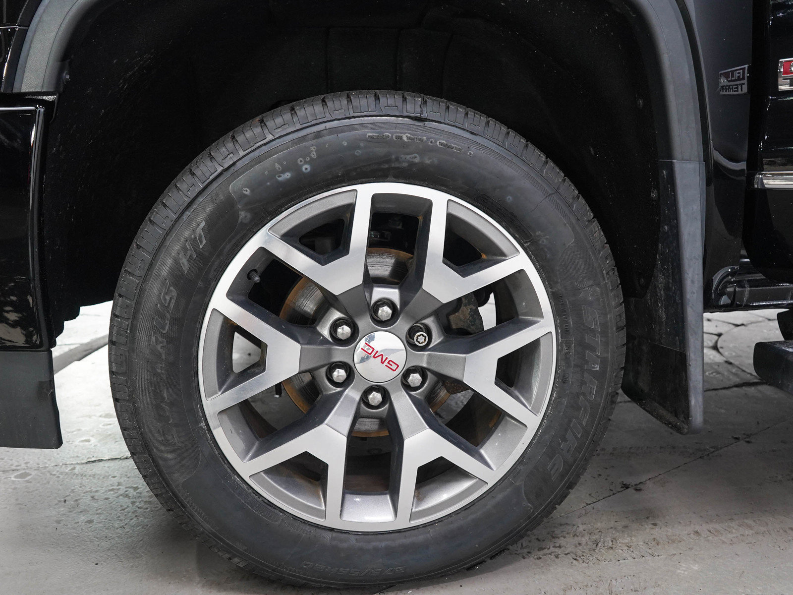 Used 2016 GMC Sierra 1500 SLE w/ All-Terrain Package AWD/4WD image 29