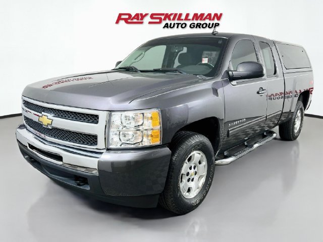 Used 2010 Chevrolet Silverado 1500 LT w/ Power Pack Plus RWD image 3
