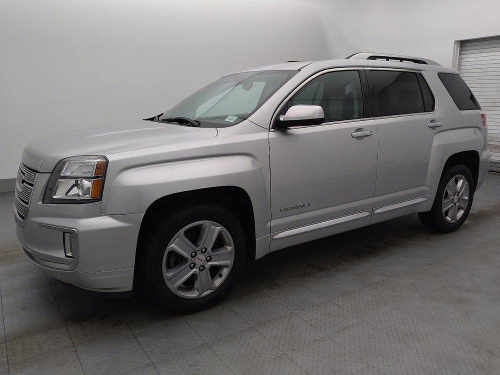 Used 2017 GMC Terrain Denali FWD image 2