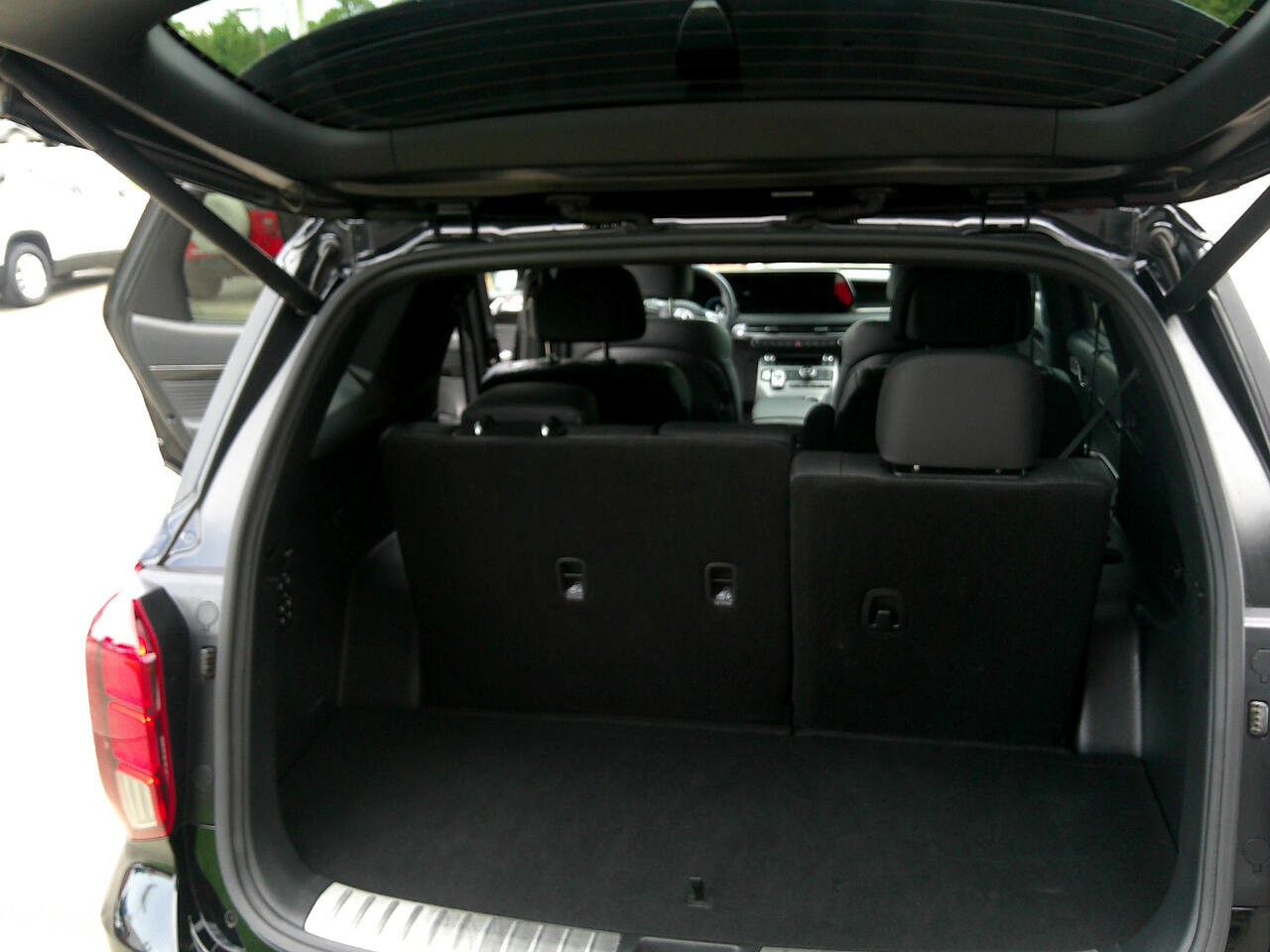 Used 2024 Hyundai Palisade Calligraphy image 15