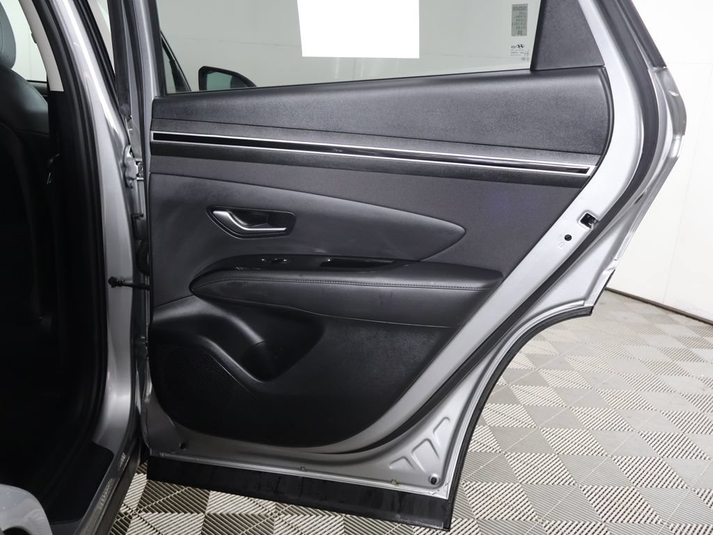 Used 2023 Hyundai Tucson Limited AWD/4WD image 30