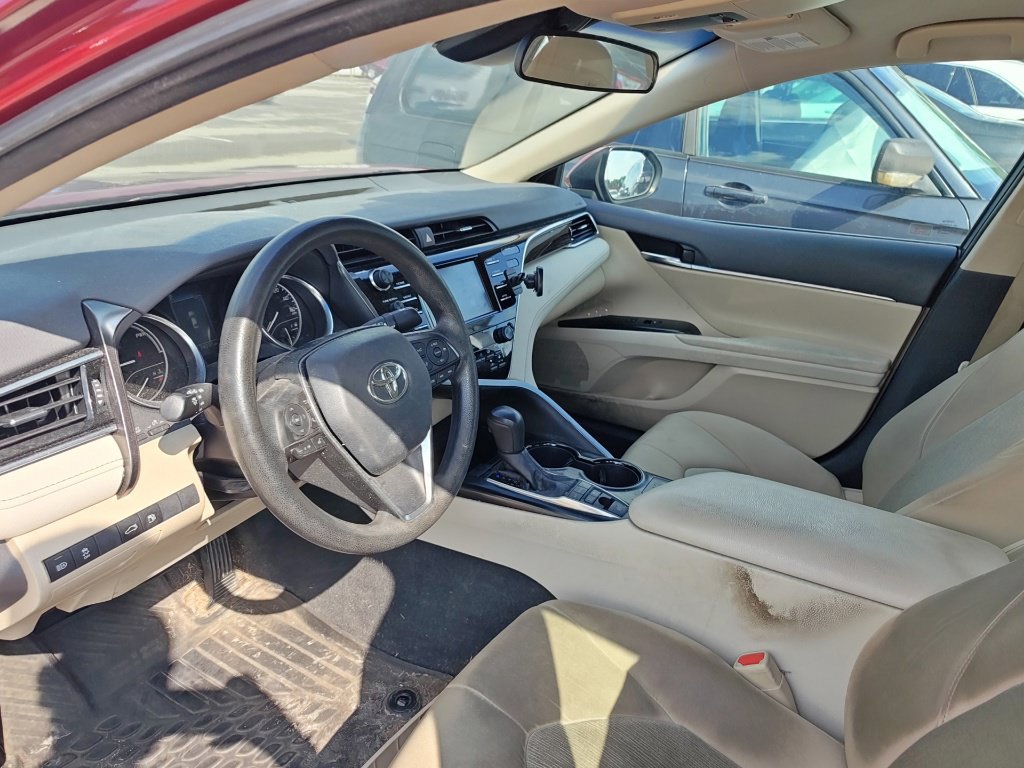 Used 2018 Toyota Camry LE FWD image 7
