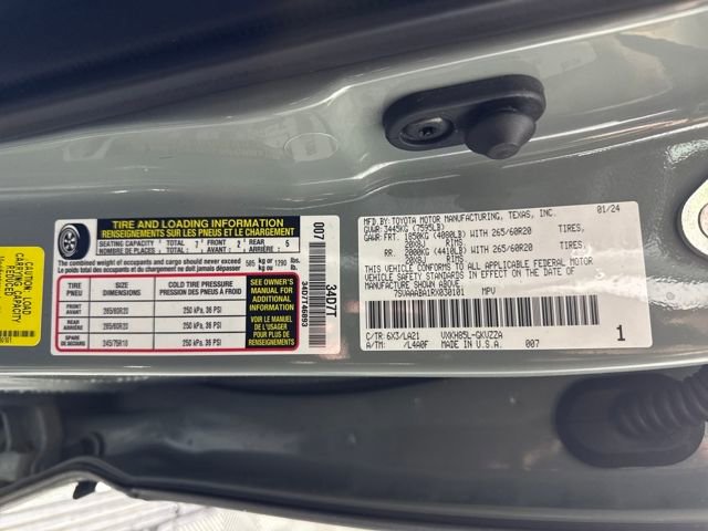 Used 2024 Toyota Sequoia Platinum image 37