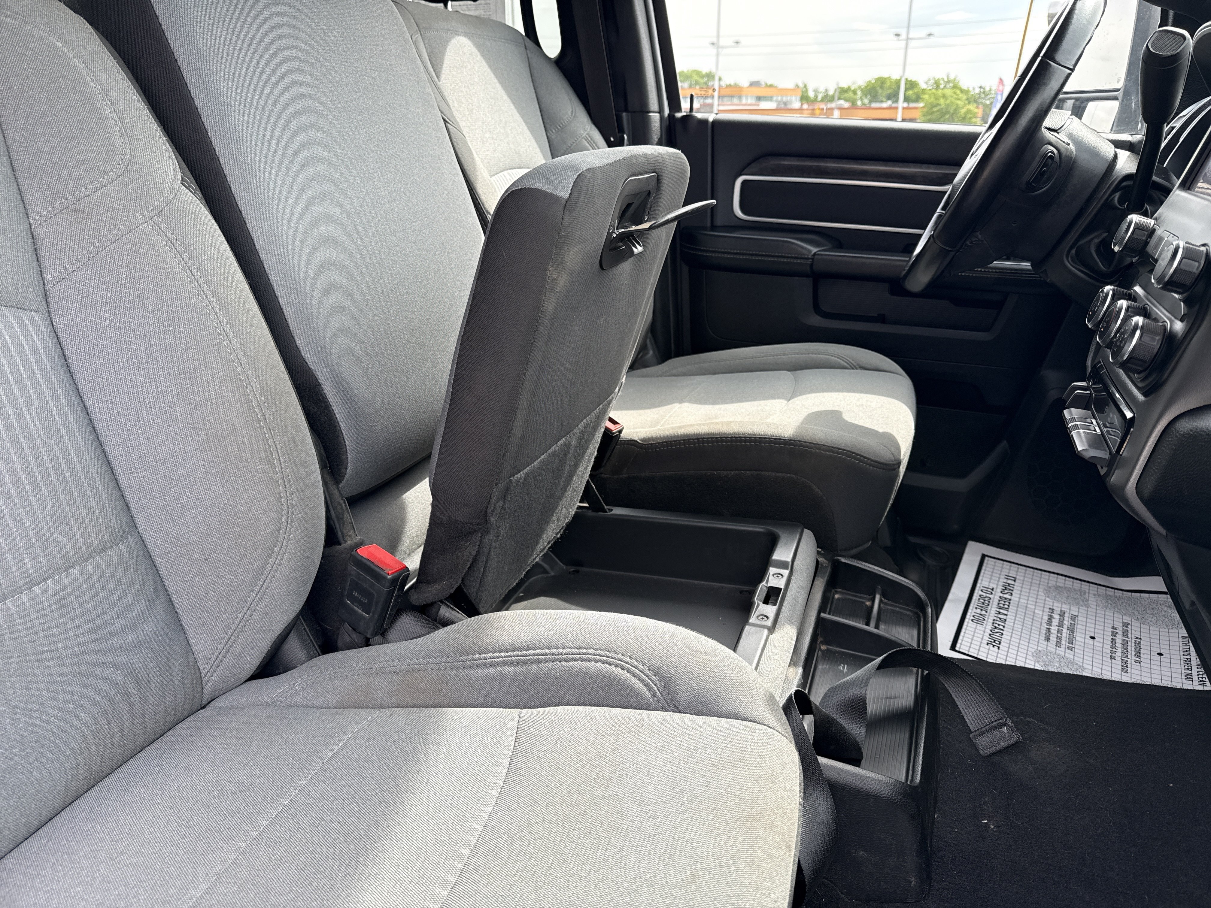 Used 2024 RAM 2500 Big Horn AWD/4WD image 26