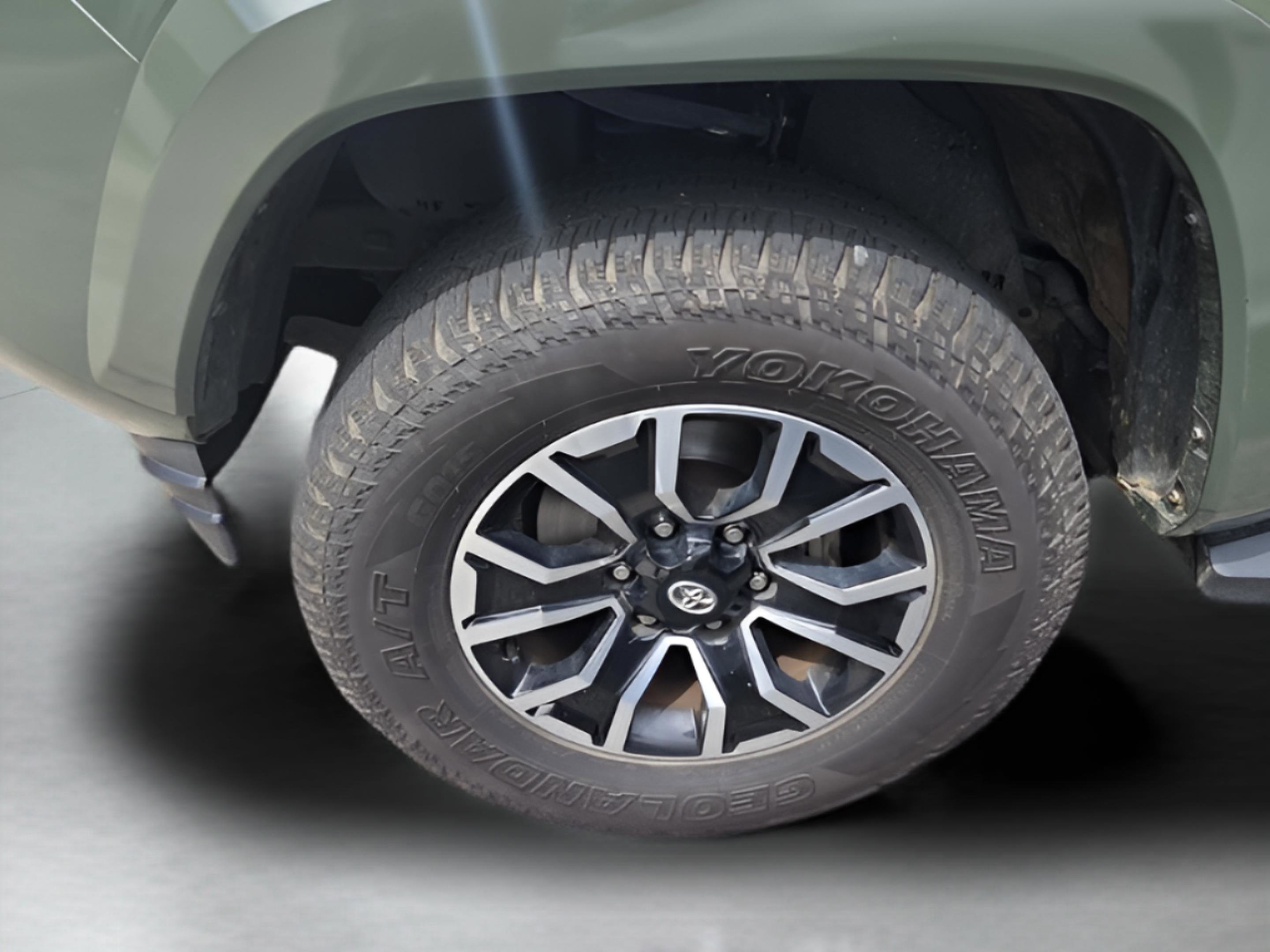 Certified 2021 Toyota Tacoma TRD Sport RWD image 29