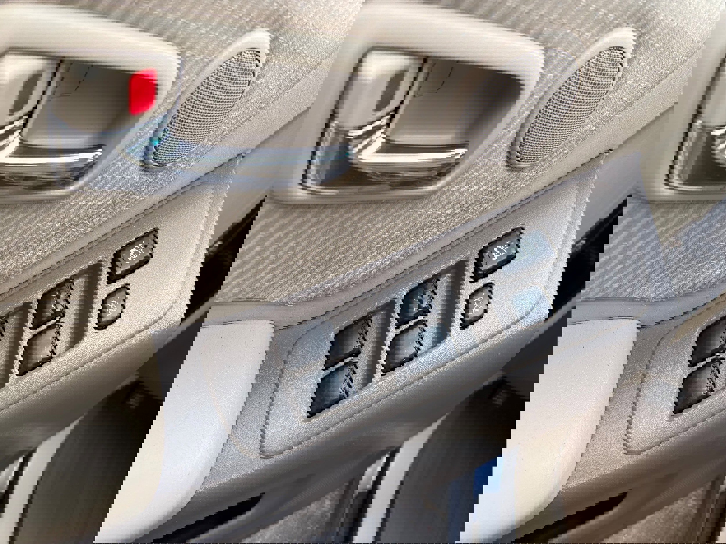 Used 2006 Toyota Highlander Sport image 32