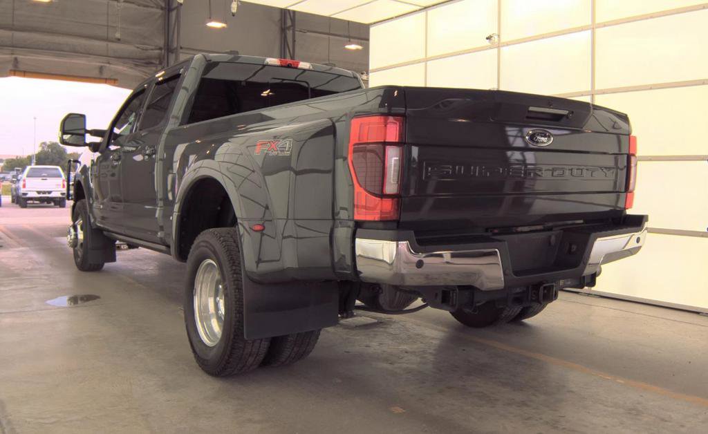 Used 2021 Ford F350 Lariat w/ Lariat Ultimate Package AWD/4WD image 5