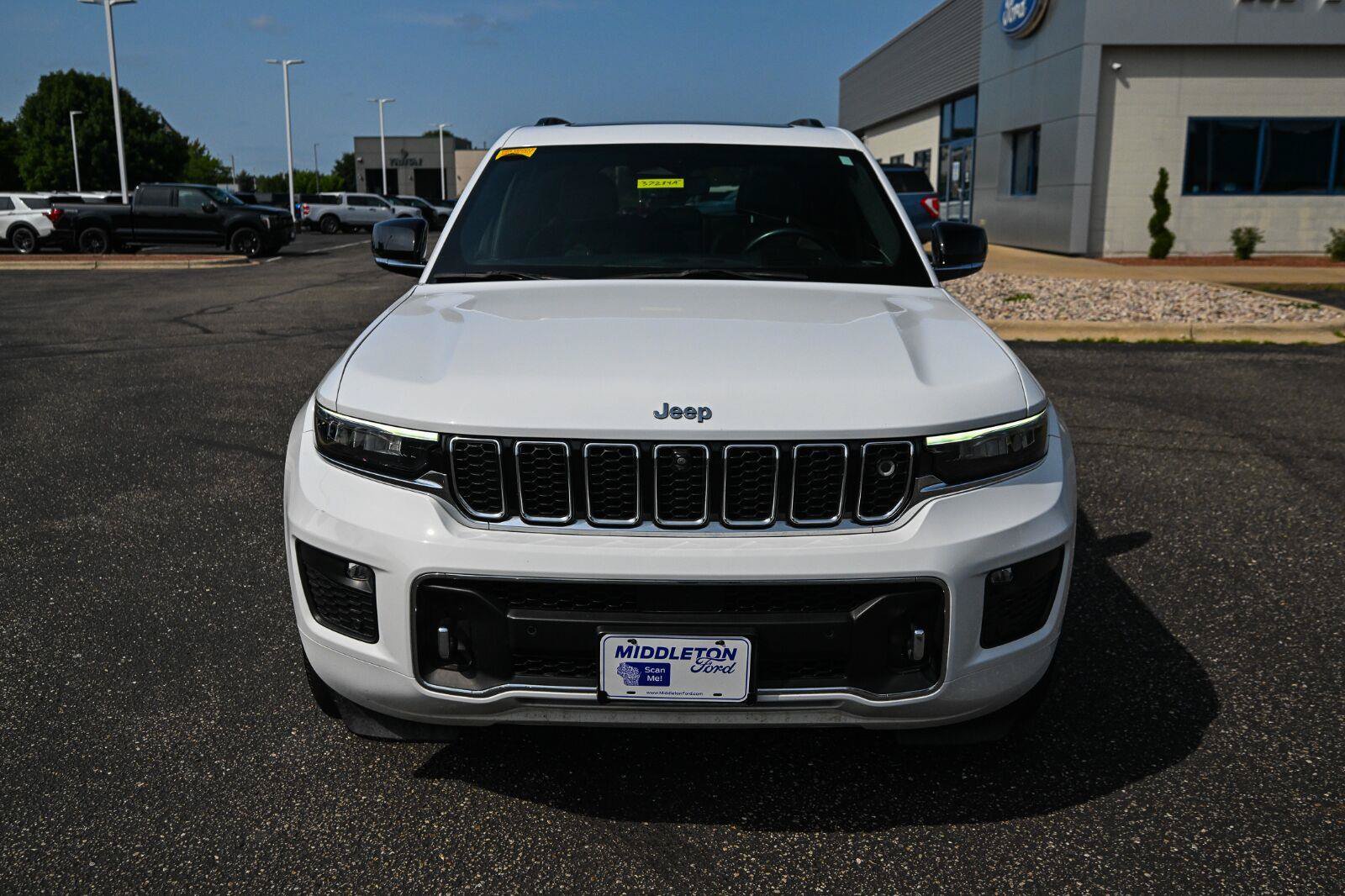 Used 2022 Jeep Grand Cherokee Overland w/ Adv Protech Group III AWD/4WD image 10