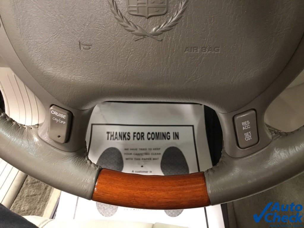 Used 2000 Cadillac De Ville DHS w/ Safety/Security Pkg FWD image 46
