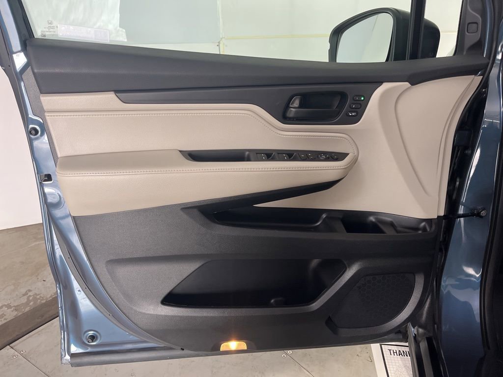 Used 2025 Honda Odyssey EX-L image 29