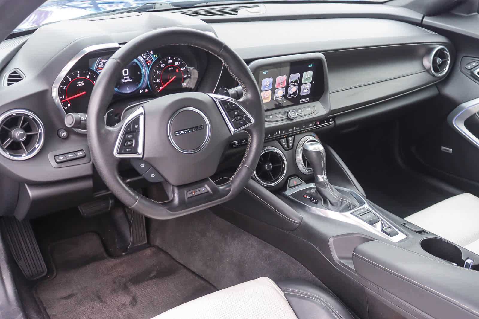 Used 2017 Chevrolet Camaro LT image 11