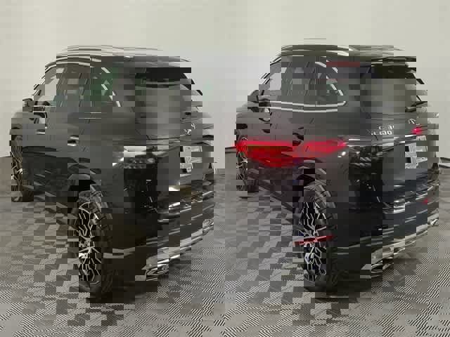 Certified 2026 Mercedes-Benz GLC 300 4MATIC image 3