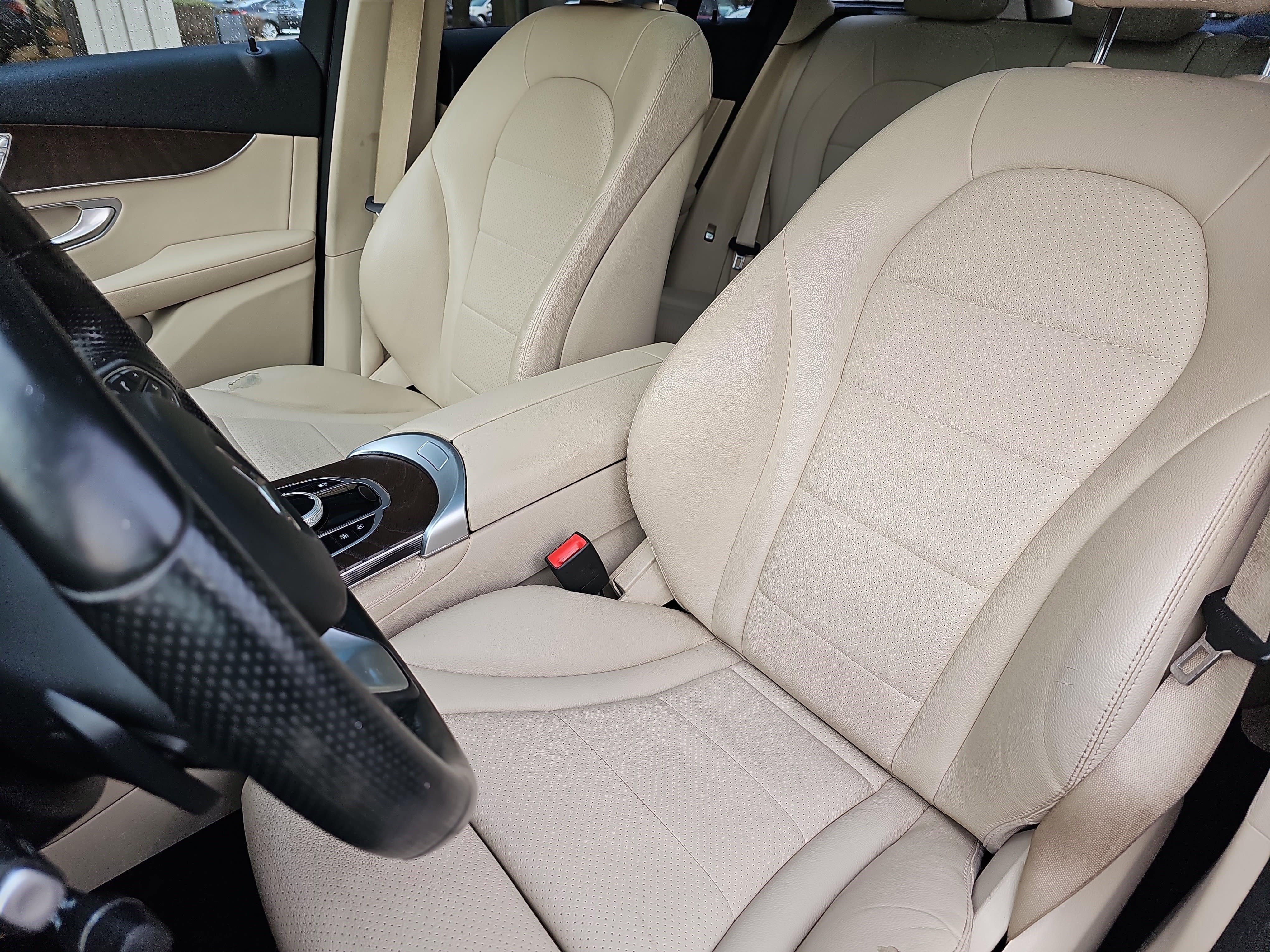 Used 2018 Mercedes-Benz GLC 300 image 17