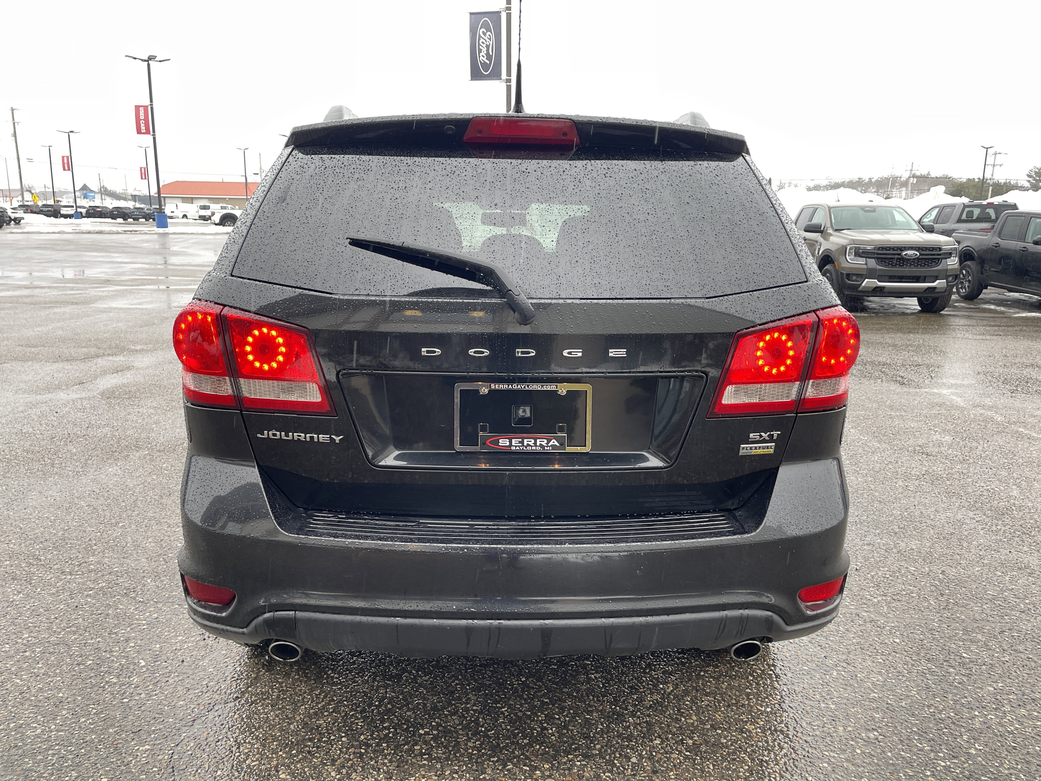Used 2012 Dodge Journey SXT w/ Flexible Seating Group FWD image 4