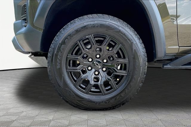 Used 2024 Chevrolet Colorado Trail Boss w/ LPO, Skid Plate Package AWD/4WD image 21