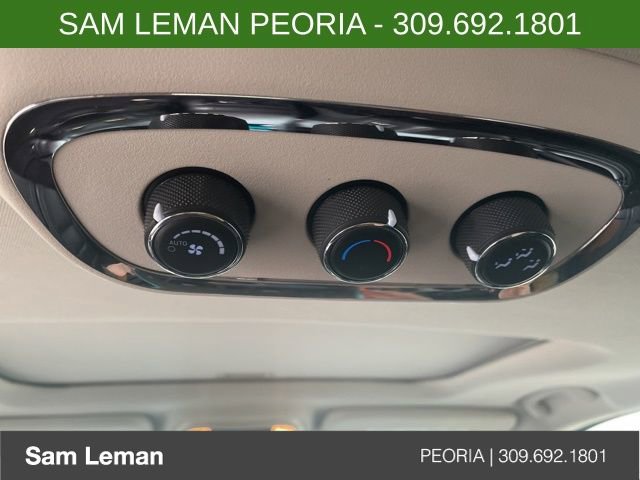 Used 2016 Dodge Durango Limited image 9