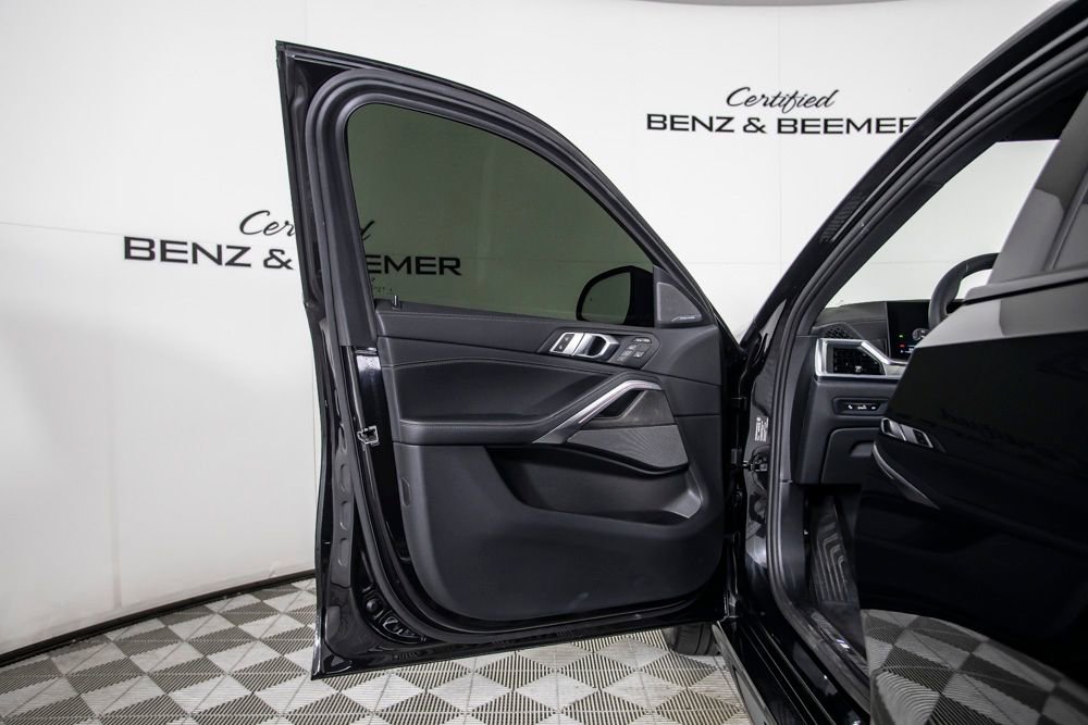 Used 2025 BMW X6 xDrive40i w/ Climate Comfort Package AWD/4WD image 22