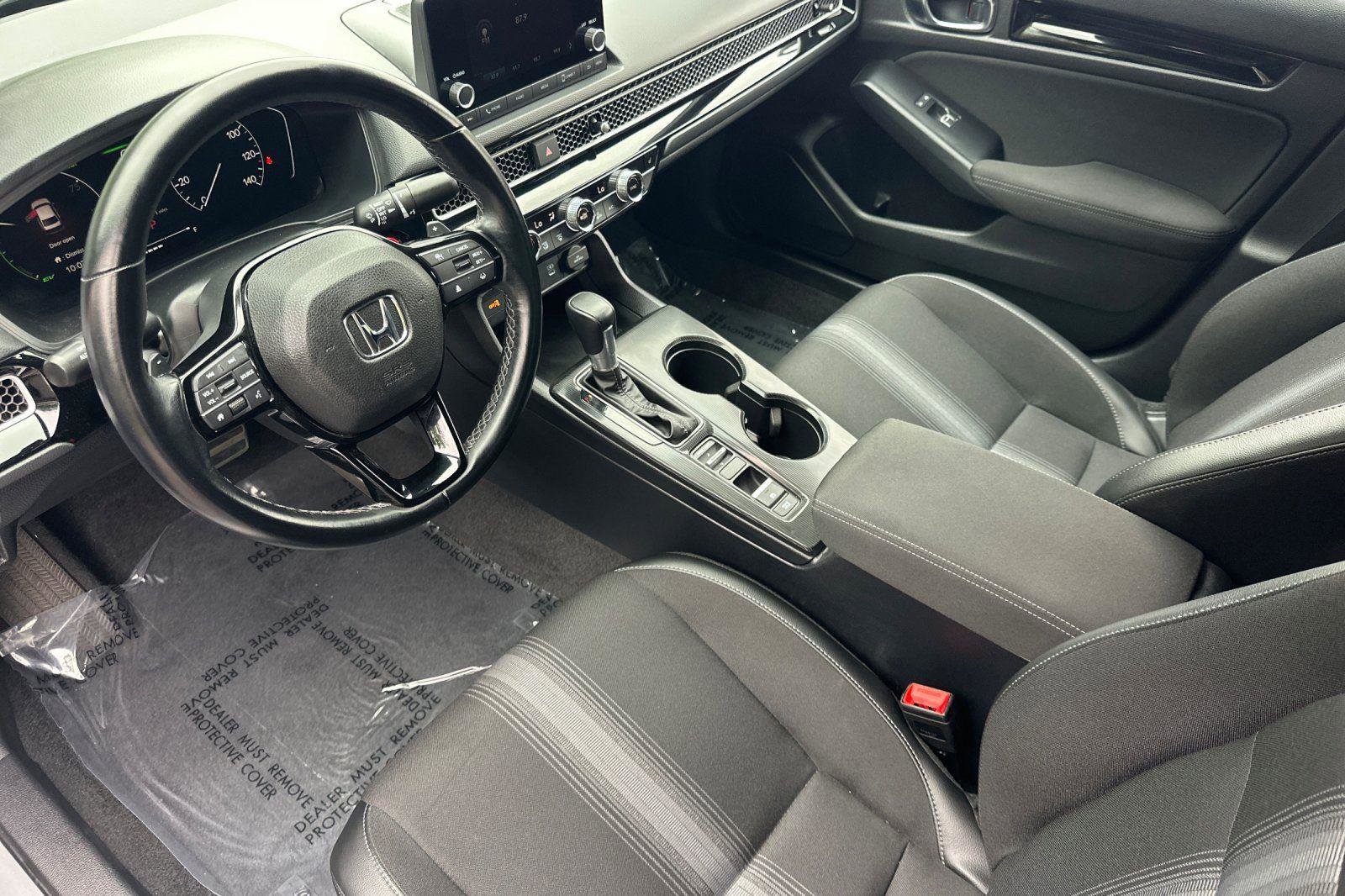 Certified 2025 Honda Civic Sport Touring image 3