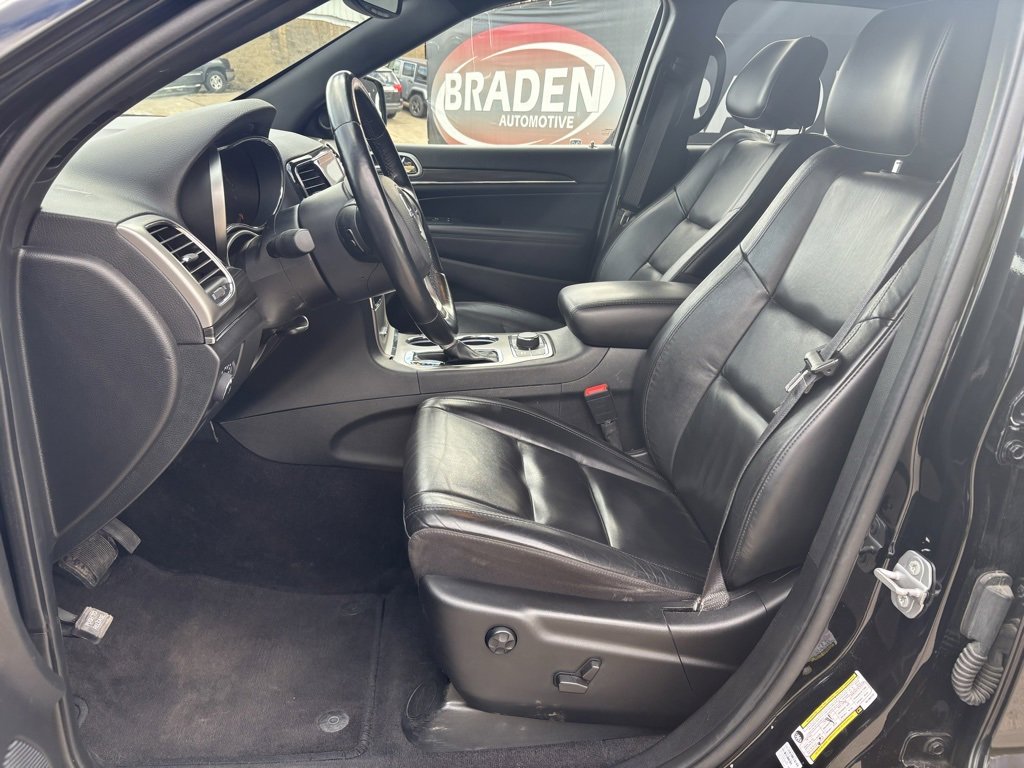 Used 2022 Jeep Grand Cherokee Limited w/ Technology Group image 19