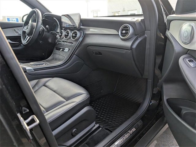 Used 2020 Mercedes-Benz GLC 300 4MATIC Coupe image 24