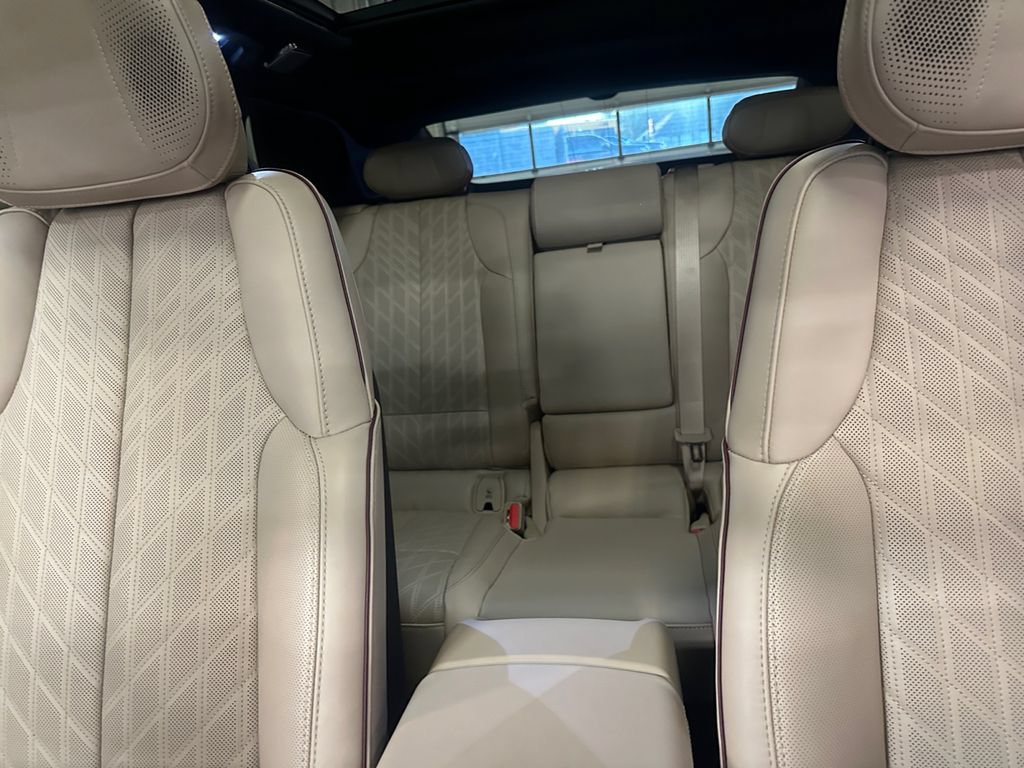 Certified 2026 Cadillac Lyriq Signature Luxury w/ Nappa Leather Package AWD/4WD image 34